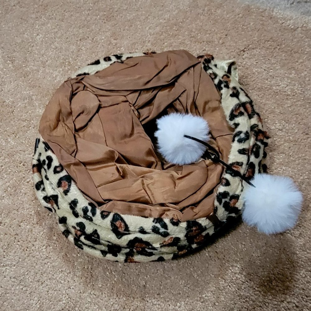 Pet Tunnel Toy Cat or Dog Cheetah Long.. New!